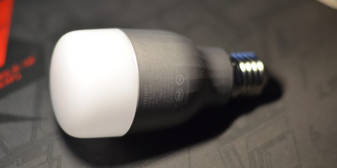 Xiaomi Yeelight RGBW